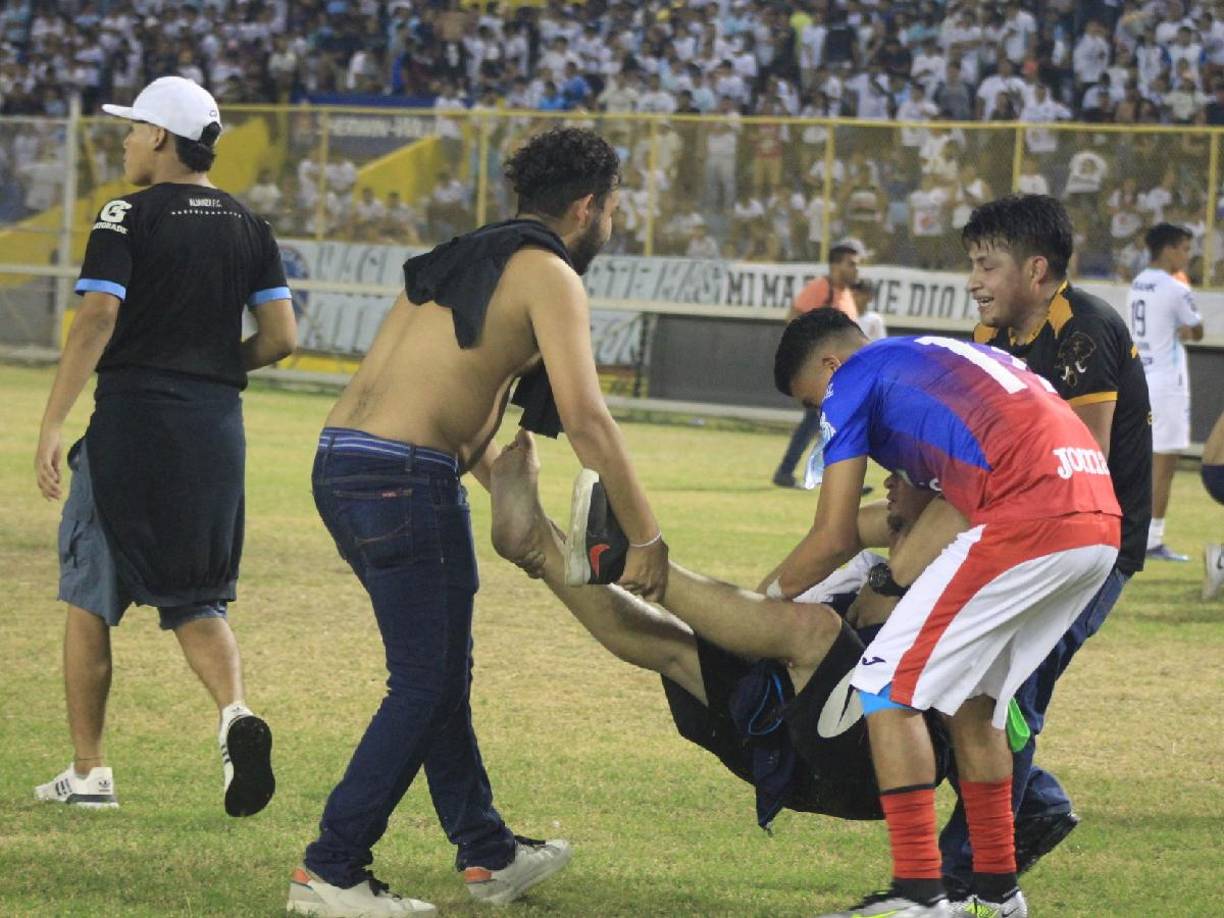 El Instituto de los Deportes adelantó que trabajará en “una propuesta de ley para penar fuertemente la venta de boletos falsos y regular la reventa de entradas”.