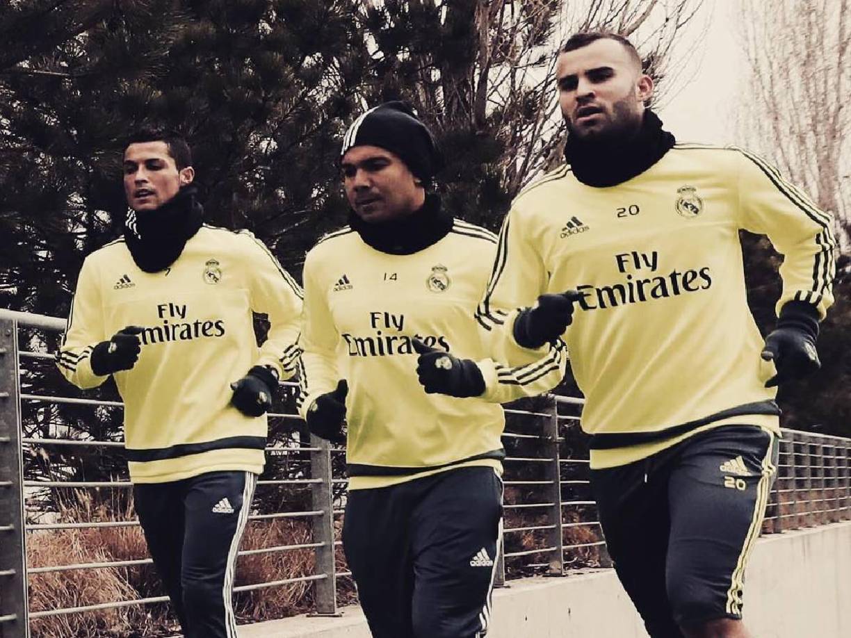 Además, Jesé Rodríguez en su momento fue llamado a suceder a Cristiano y se refirió a los comentarios que hacían: “Es verdad que teníamos aspectos parecidos, pero la prensa lo infla mucho. Para mí era como un espejo, y lo tenía en casa. Quería ganar lo que él ya había ganado.