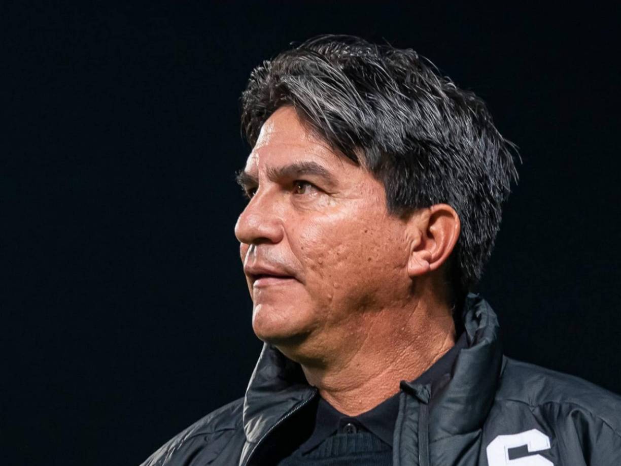 Quesada tiene Licencia UEFA PRO y su experiencia de entrenador también abarca a la Sub-20 de Costa Rica. Vladimir fue destituido en octubre de 2024. Es agente libre.