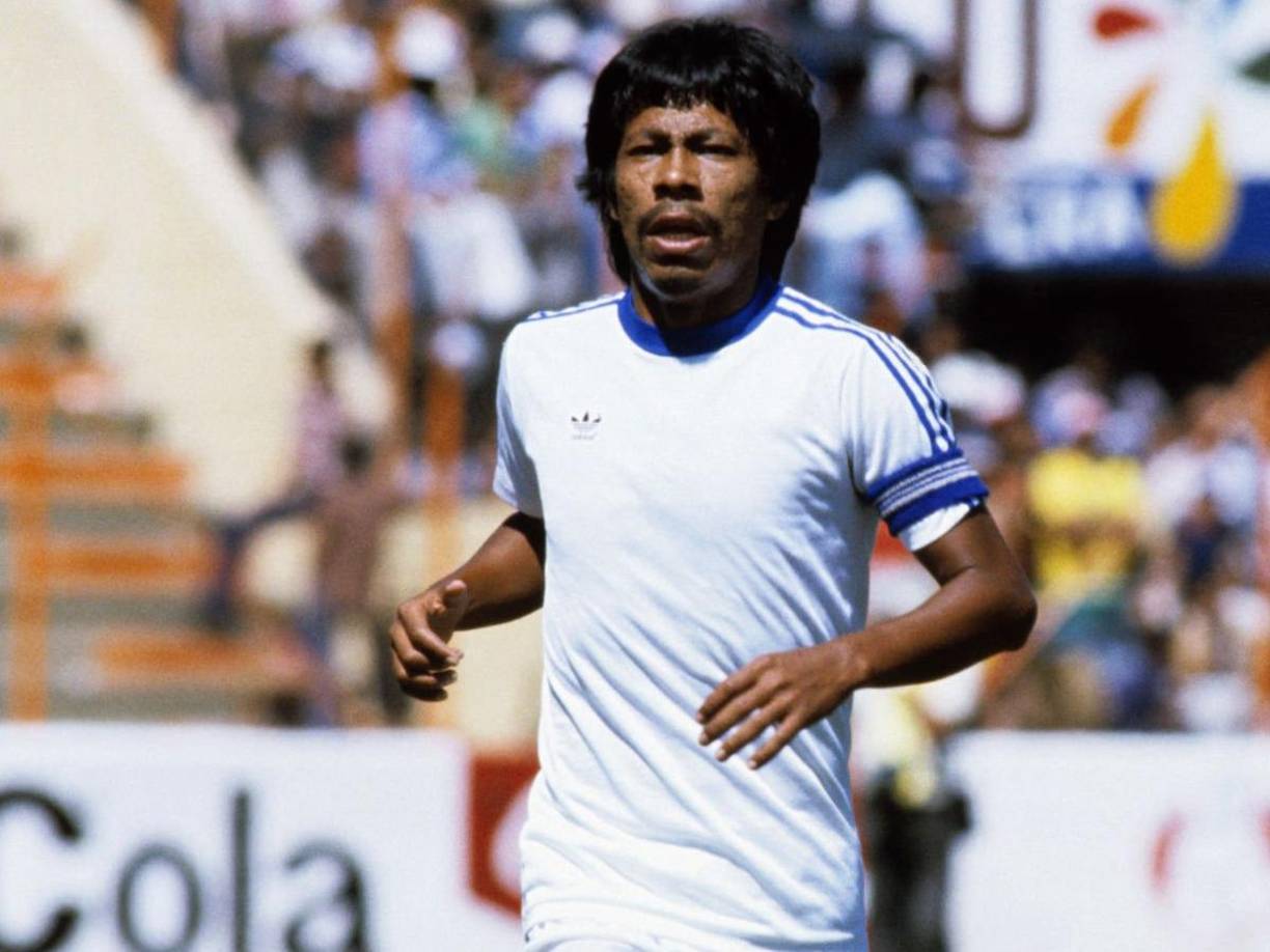 Ramón Maradiaga - Otro de los que fue fichado en España luego del Mundial del 82’, fue el Primitivo, quien firmó con el Tenerife.