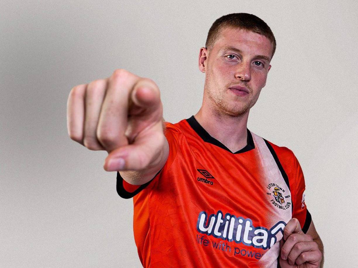 El Luton Town ha fichado al central irlandés Mark McGuinness por 5.855.000 € + 5,85M€ bonus. 