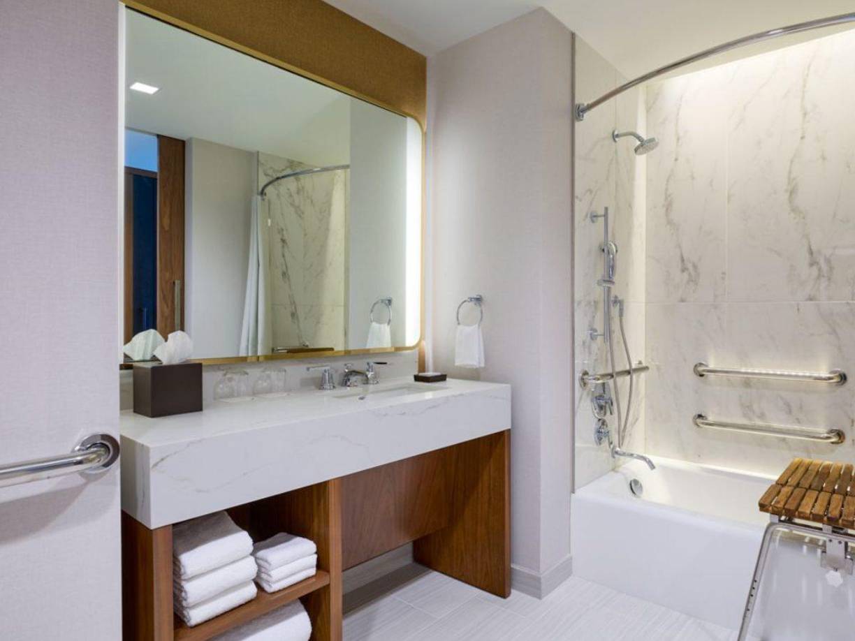 Así son los baños en el interior de las habitaciones. 