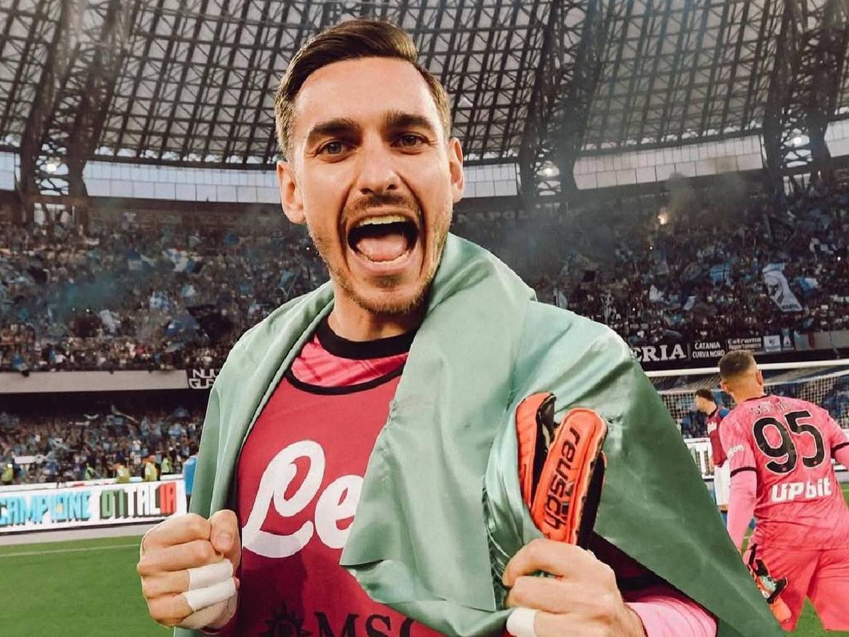 El Inter de Milán estaría buscando un nuevo portero y uno de los nombres que tiene en su lista es el de Alex Meret del Napoli.