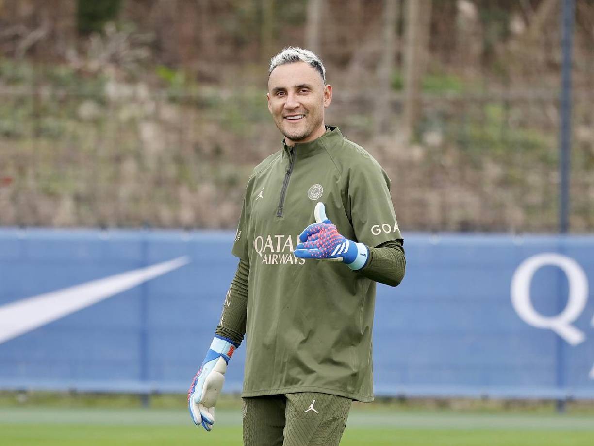 Keylor Navas se encuentra libre tras dejar el PSG y los últimos reportes indicaban que era uno de los candidatos para fichar por el Al Nassr. Sin embargo, el costarricense recibió una mala noticia porque el club árabe tiene como prioridad al español David De Gea.