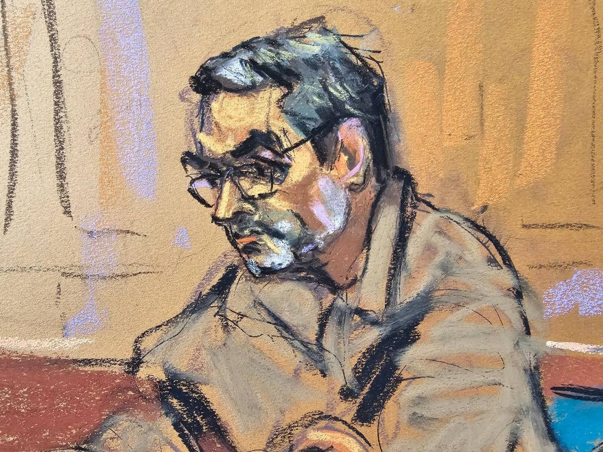 El expresidente hondureño volvió a asegurar que no conocía al narcotraficante Geovanny Fuentes, a pesar de que minutos antes el juez lo había acusado de dar falso testimonio al decir durante el proceso judicial que no sabía quién era Fuentes.