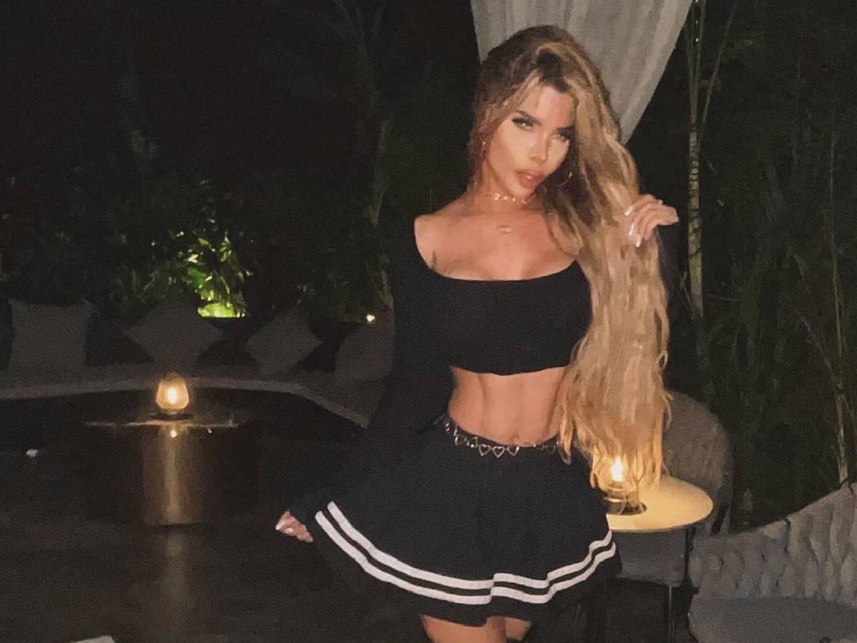 “¿Por qué, hasta ahora, la única que tiene la camiseta y se han filtrado fotos y tiene al equipo entero felicitando a mi hermano en su cumpleaños, soy yo?”, confesó la modelo.