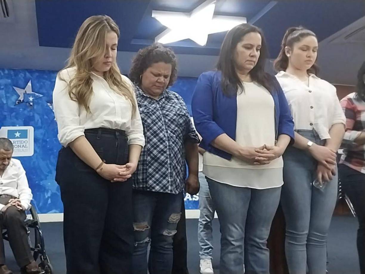 Minuto 15:32: Los narcos acuerdan que su prioridad es que se convoque una Constituyente. Minuto 17:50: Discutieron la necesidad de que Libre ganara para eliminar la extradición y otras leyes.