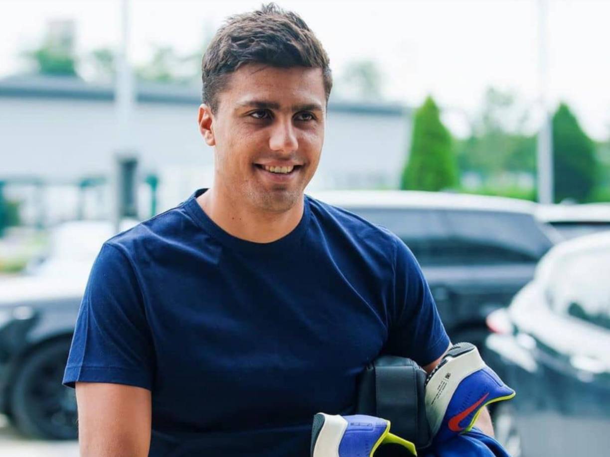 El volante español Rodri Hernández del Manchester City terminaría en el segundo lugar de las votaciones del Balón de Oro 2024.