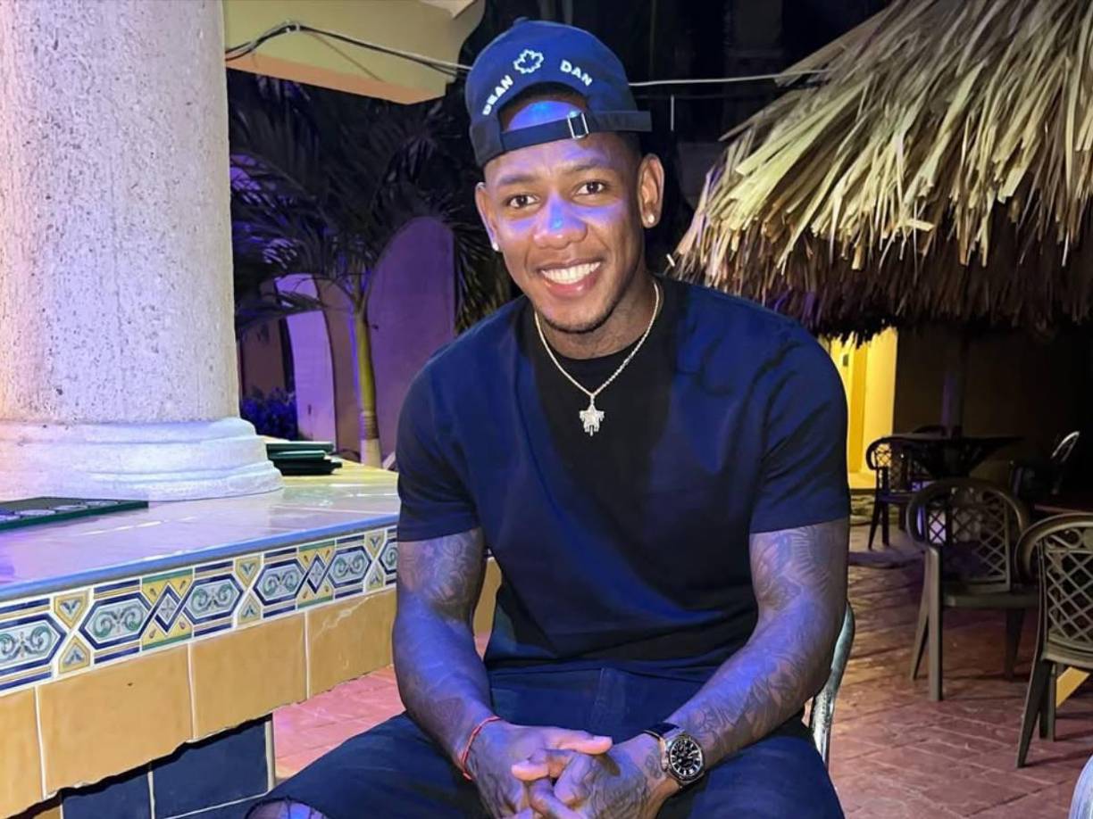 En uno de los encabezados de la denuncia dice que fue una “reclamación de invasión por divulgación pública de hechos y asuntos privados contra el demandado Romell Quioto”