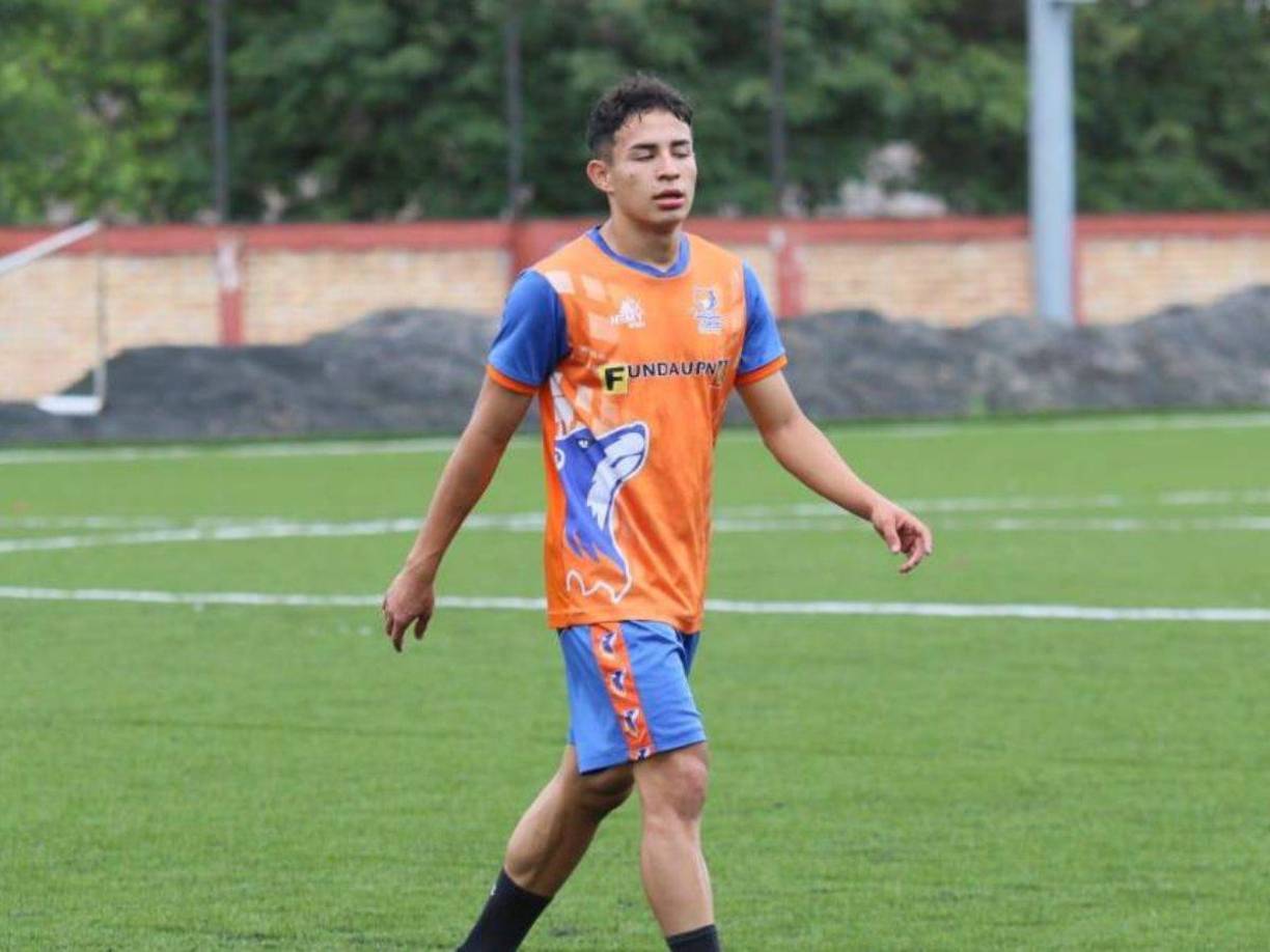 El delantero de 20 años, Jefry Macías, ha sido amarrado por los azules del Motagua por cuatro años, pero llegará al club en enero del 2025.