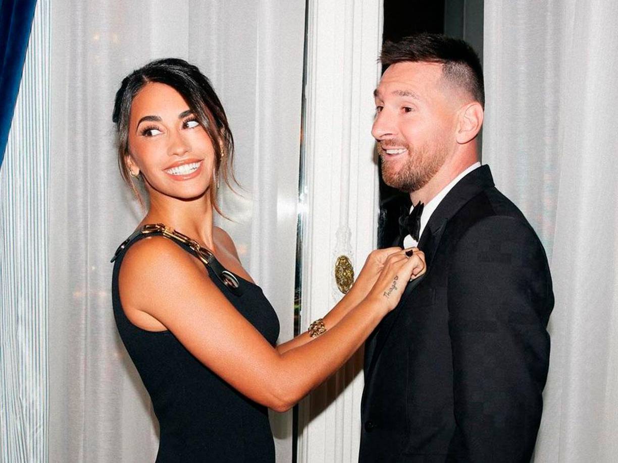 Aunque el día de la entrega del galardón publicaron fotos familiares, a la pareja se les pudo ver un poco distantes y muchos aseguraron que no se les veía interactuar como antes.