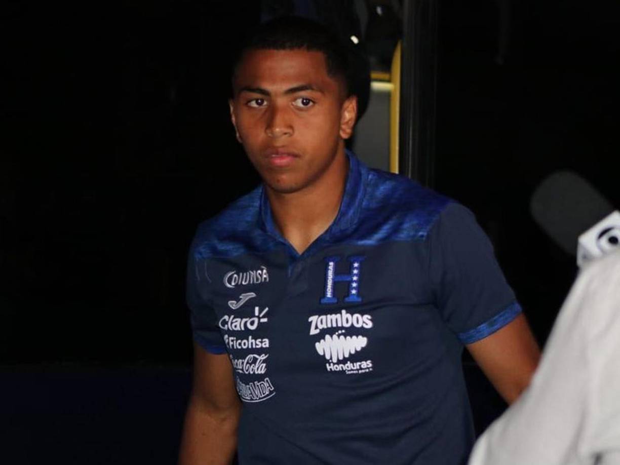 Rigoberto Manuel Rivas cuenta con 25 años de edad y es seleccionado hondureño. 