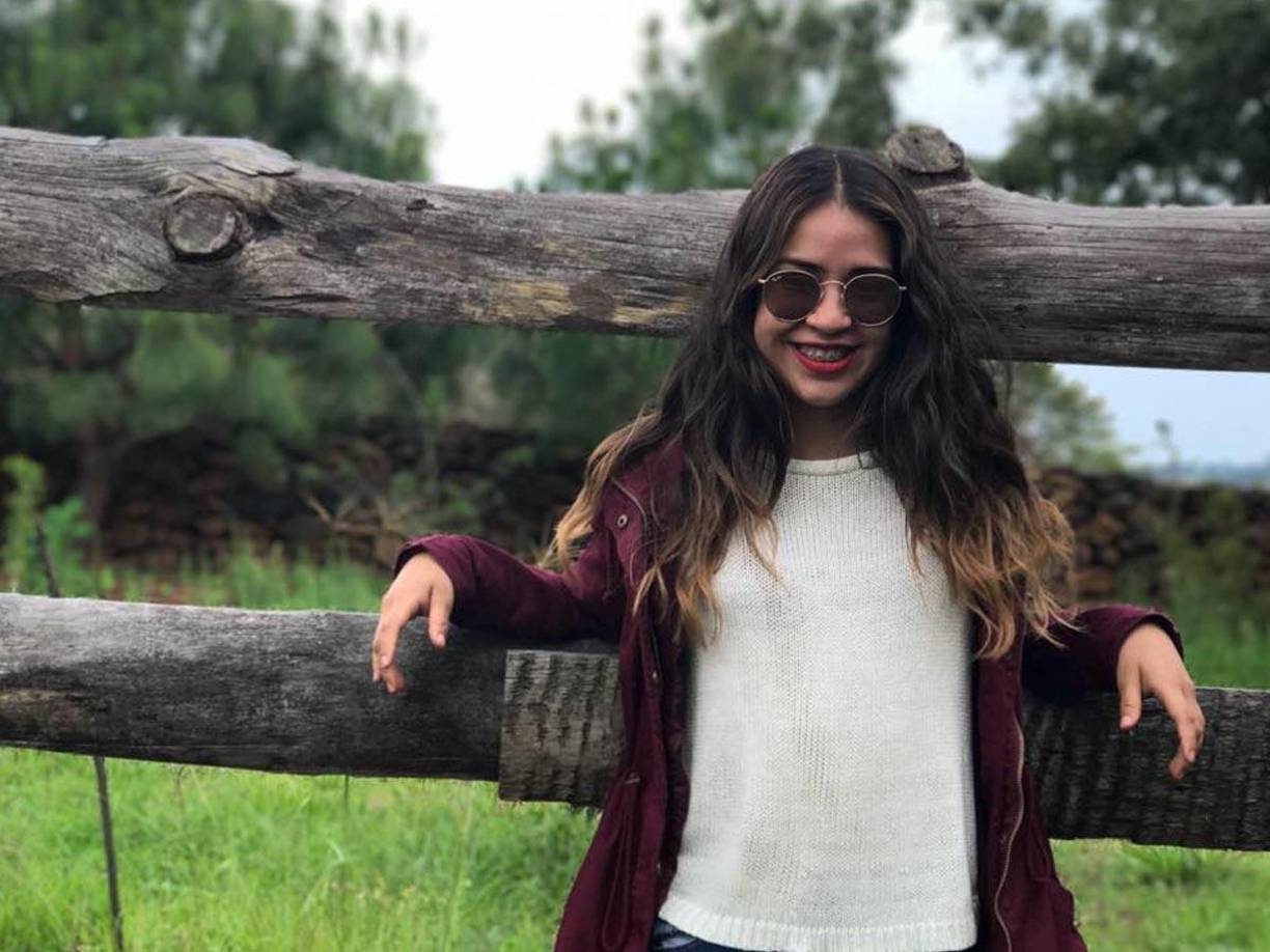  Juan Paulo es hijo del ex Alcalde priista de Sahuayo, Alejandro Amezcua Sánchez y cuñado de Alfredo Anaya Orozco ex diputado federal y ex secretario de Desarrollo Económico de Michoacán, durante la gestión del morenista Alfredo Ramírez. 