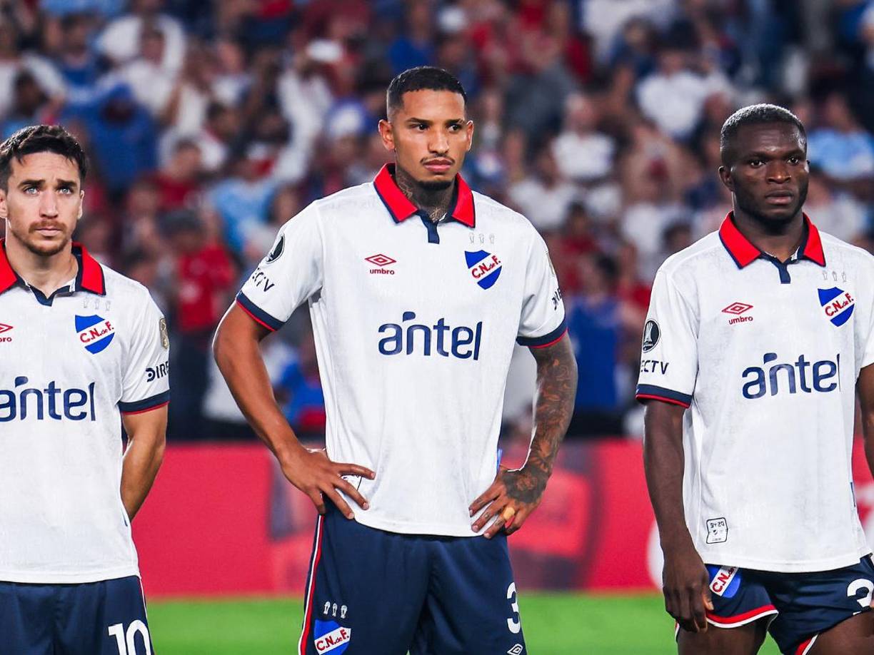 Ahora, tras dos días de haberse confirmado su muerte, el jugador fue despedido en la sede del club Nacional de Uruguay.