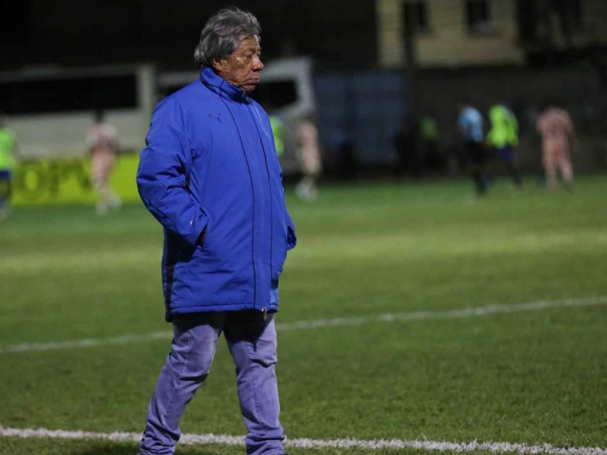 Ramón Enrique Maradiaga se molestó con la cuarteta arbitral por el penal sancionado al Motagua.