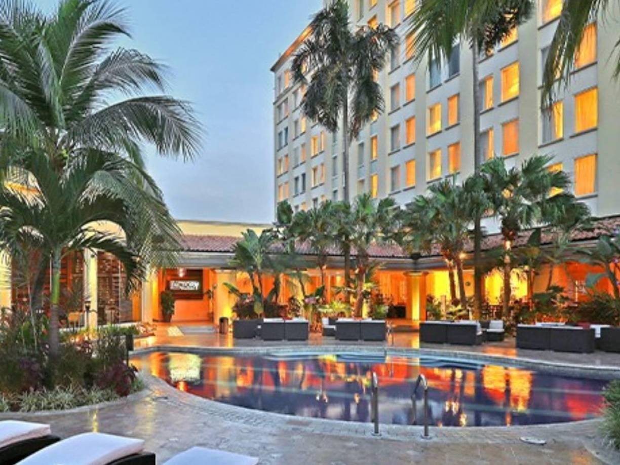 Si alguien quiere hospedarse ahí en esos días para aprovechar la presencia de Leo Messi, verá frustrado su sueño porque no hay habitaciones disponibles.