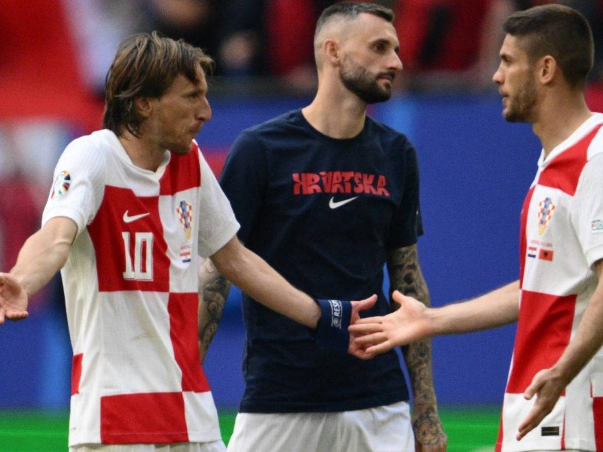 Luka Modric tuvo un discusión con su compañero Kramaric. 