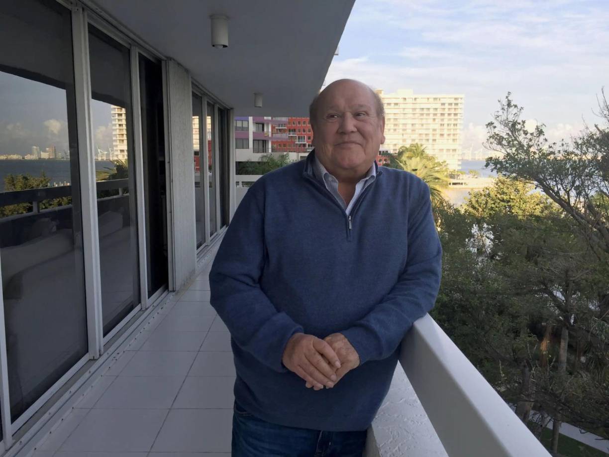 Leo Dan se mostraba muy positivo en sus entrevistas, así como también apasionado por su trabajo y por el amor que era un sentimiento significativo en su carrera profesional, incluso en su vida privada. Pero hay una entrevista donde habla sobre la muerte, la cual realizó el diario El Comercio de Perú. 