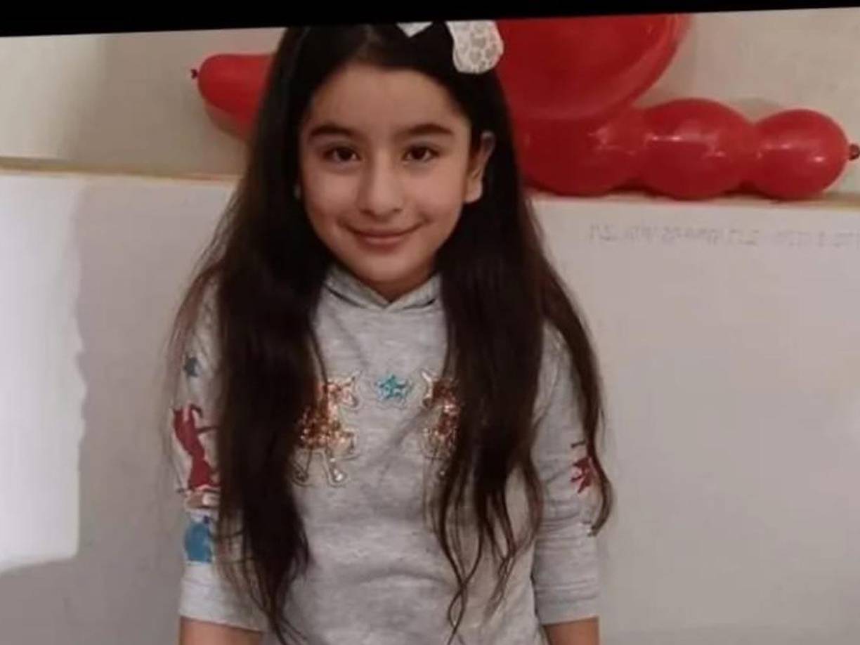 Sin embargo, todos esos sueños y su espíritu vibrante se apagaron trágicamente cuando fue encontrada sin vida en Dayton, Texas. Su muerte, rodeada de misterio e incongruencias, ha dejado un profundo dolor en su familia y seres queridos, quienes exigen justicia y claridad sobre lo sucedido.