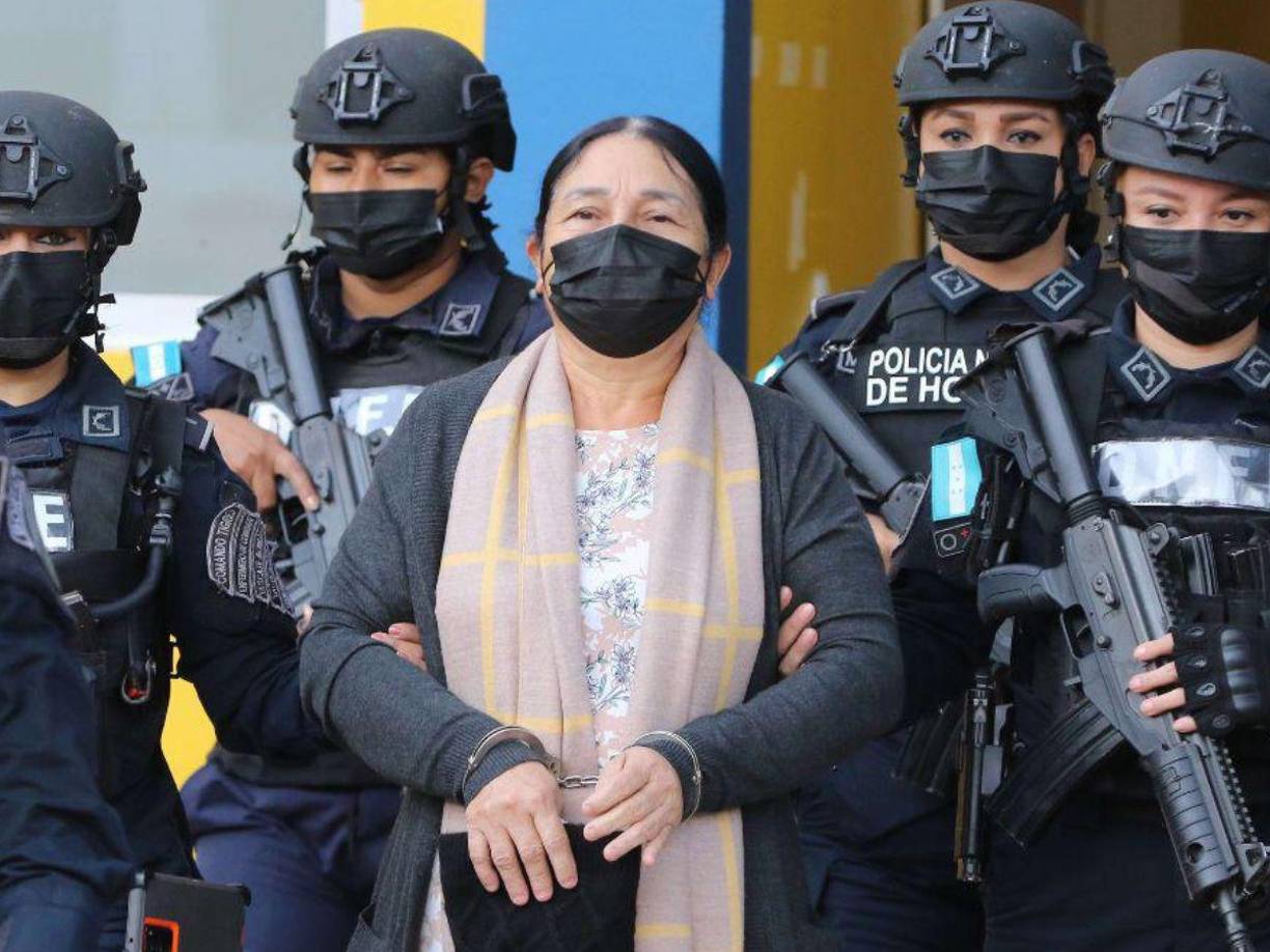 La jefa del clan fue extraditada de su hijo, mientras que uno de sus hijos murió durante un operativo y el otro todavía continúa prófugo.