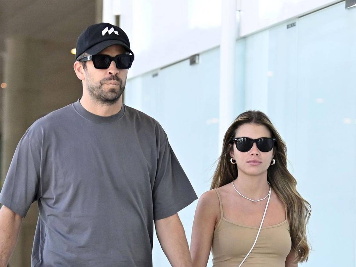 A más de un año de formalizar su noviazgo con la modelo, parece que el exfutbolista quiere organizar la vida al lado de su nueva compañera sentimental y hasta están pensando en casarse o, al menos, eso es lo que dice la prensa internacional especializada.