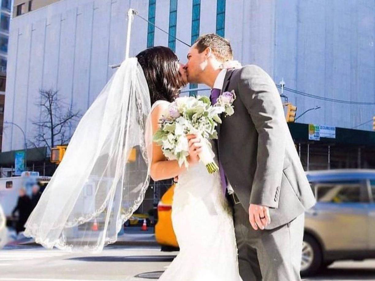 En 2019, Mabiza se casó con el especialista ortópedico estadounidense Devan Higginbotham.