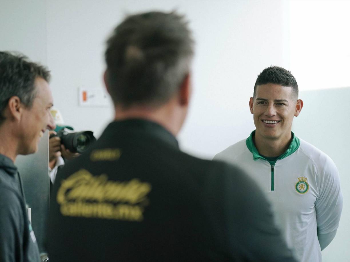 El fichaje de James Rodríguez por el Club León no solo lo convierte en el jugador mejor pagado de la Liga MX, sino que también refleja la apuesta del equipo por reforzar su plantilla con figuras de renombre internacional.
