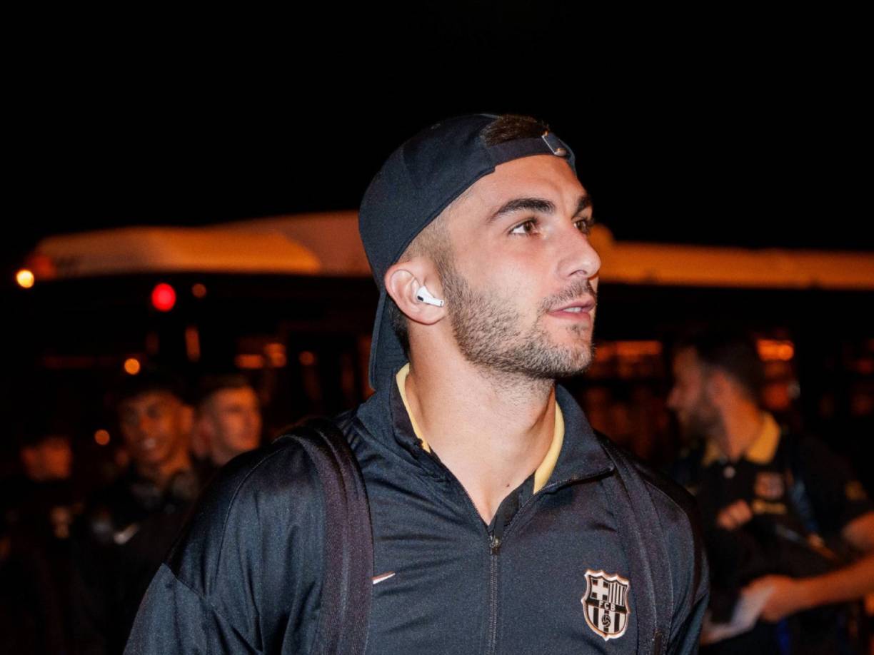 Ferran Torres podría ser vendido por el Barcelona al Newcastle de la Premier League de Inglaterra.