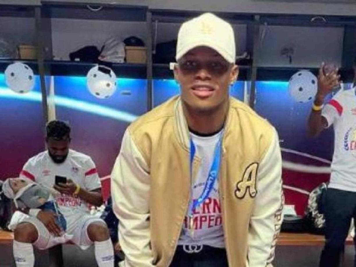 Los detalles del accidente donde se vio involucrado el vehículo donde iba el futbolista y un camión, los reveló: “Fue un despiste, seguido de choque con caída”.