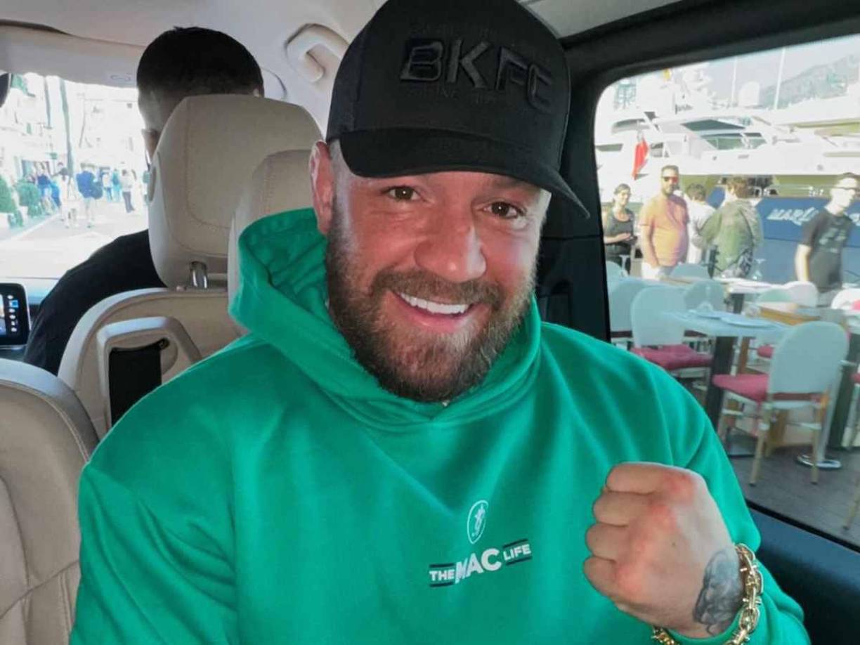 La estrella de las artes marciales mixtas, de 36 años, recordó que la denunciante, peluquera de profesión, y él crecieron en el mismo barrio dublinés y que se veían en ocasiones ya que ambos se movían por ambientes similares.