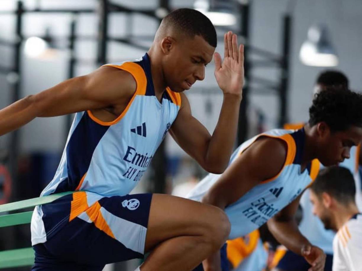 Mbappé la pasa mal en el Real Madrid e inclusive ha quedado fuera de los últimos juegos que ha disputado la selección de Francia. 