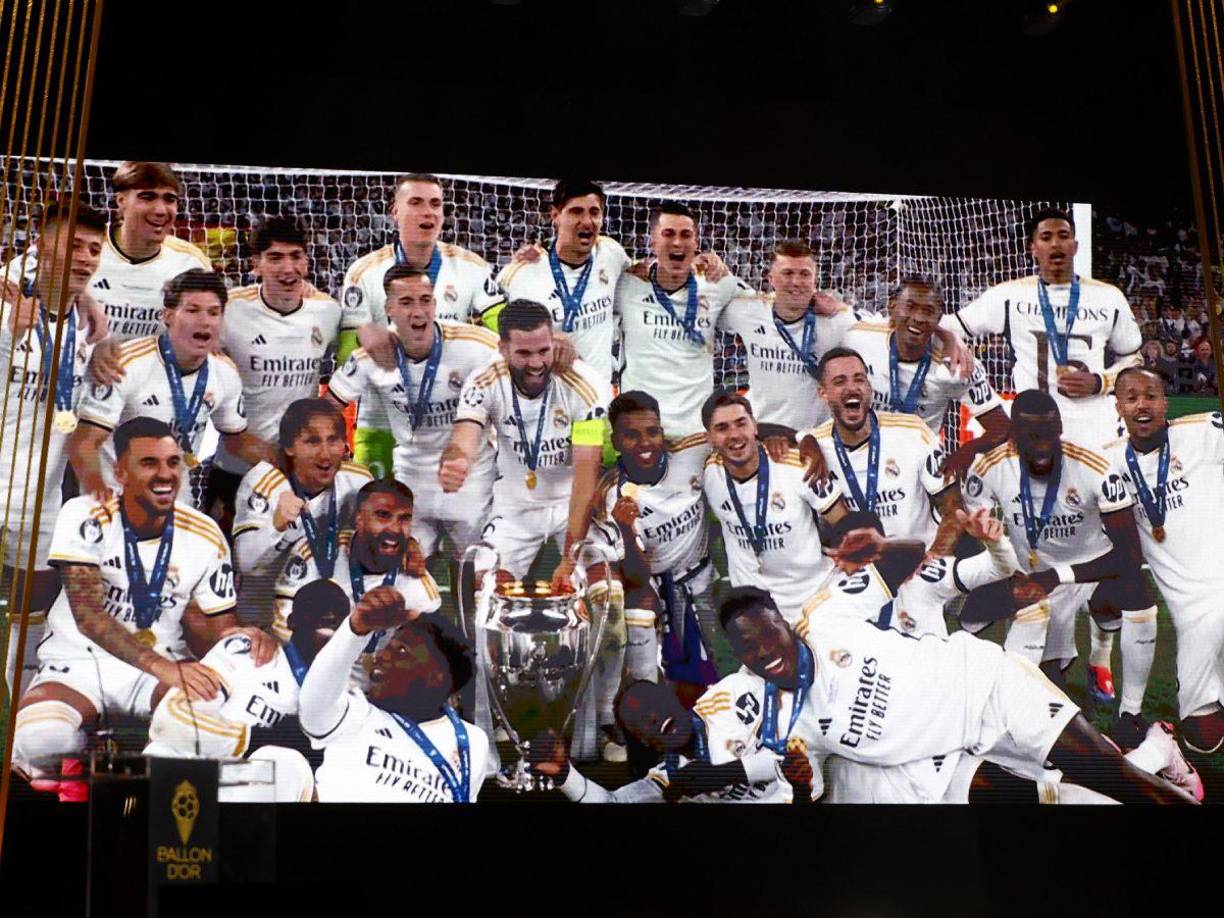 Real Madrid ganó el premio al mejor equipo del año, pero nadie llegó a la gala como una señal de molestia porque Vinicius no ganó el Balón de Oro. 