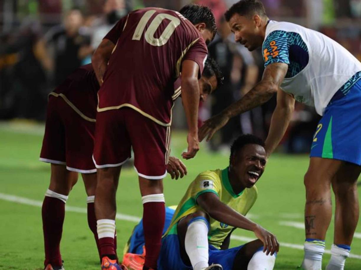 La bronca se armó entre los jugadores de Venezuela y Vinicius. 