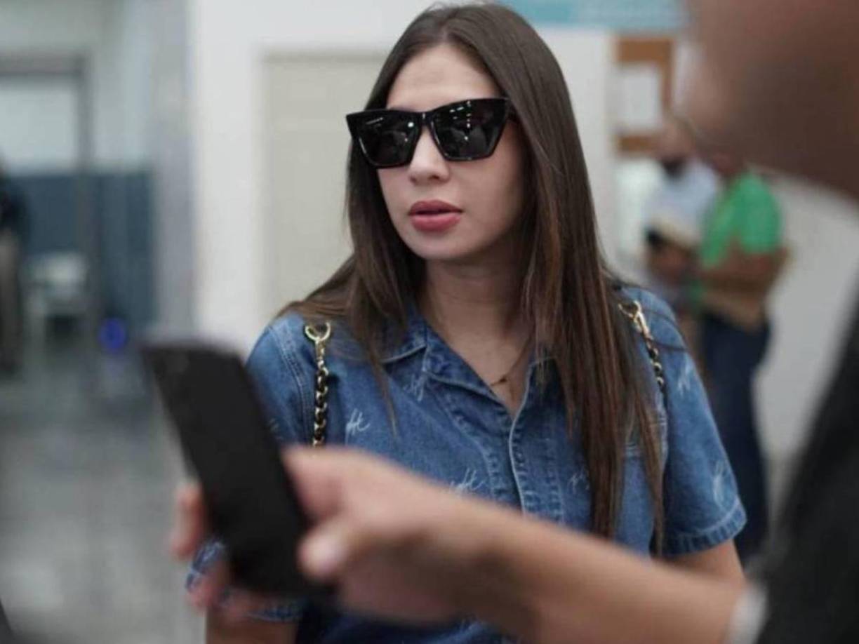 La hermosa esposa de Luis Palma ha señalado que no es una persona creída como muchos la consideran.