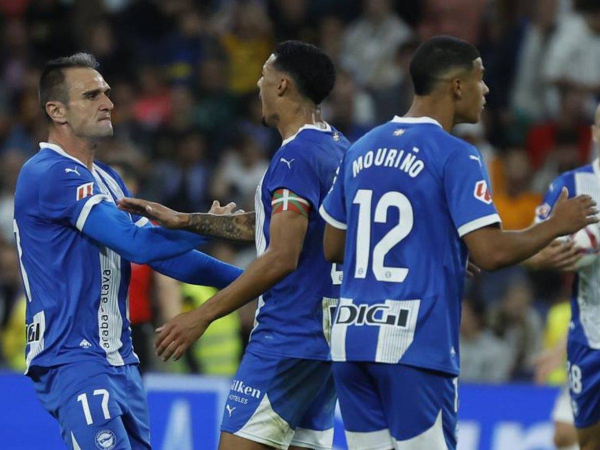 Alavés se metió en el juego con goles en el minuto 85 y 86. 