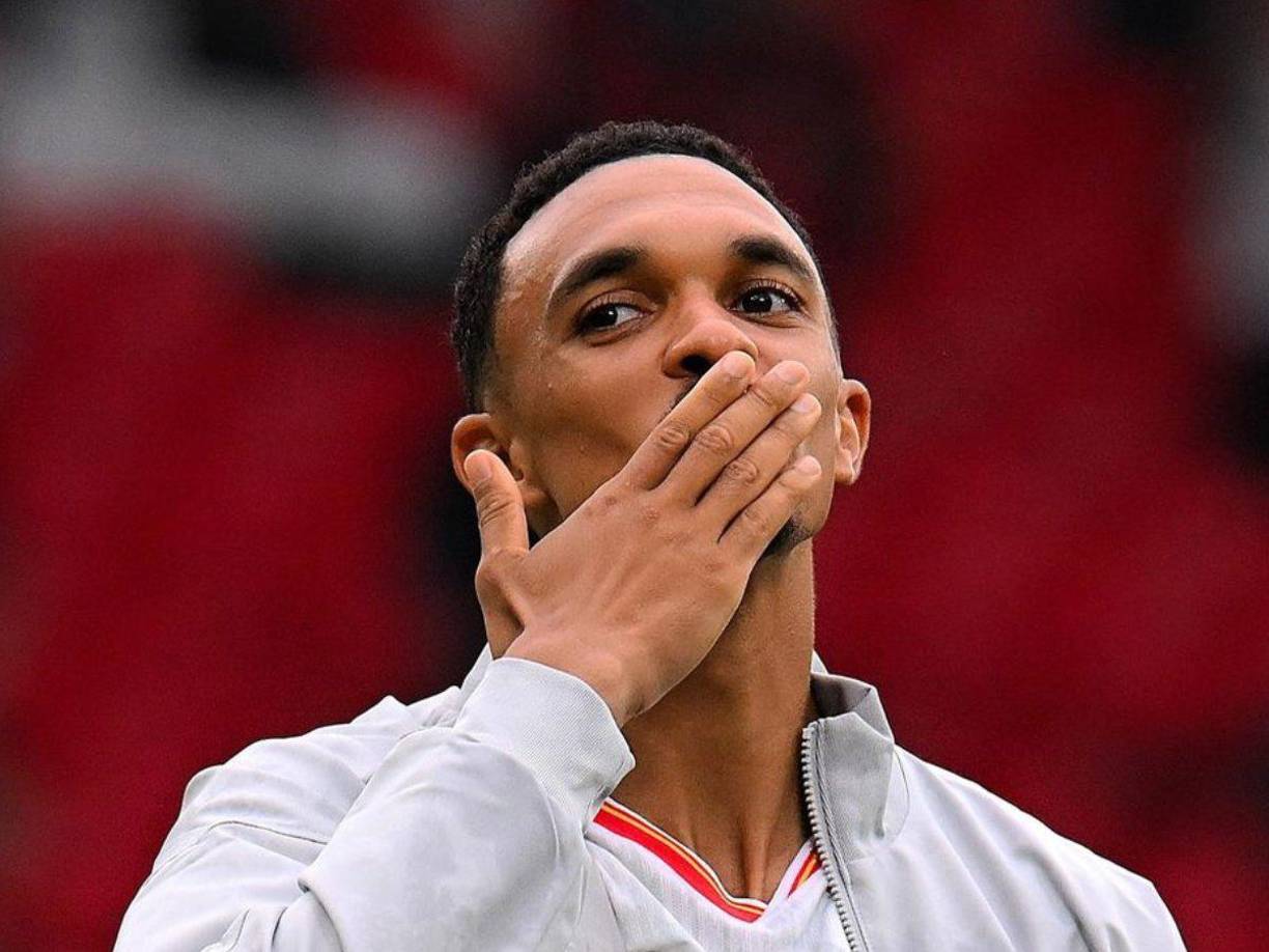 Bombazo. Trent Alexander- Arnold estaría muy cerca del Real Madrid y, según medios británicos, cerraría un acuerdo para llegar en condición de libre en el verano europeo del 2025.