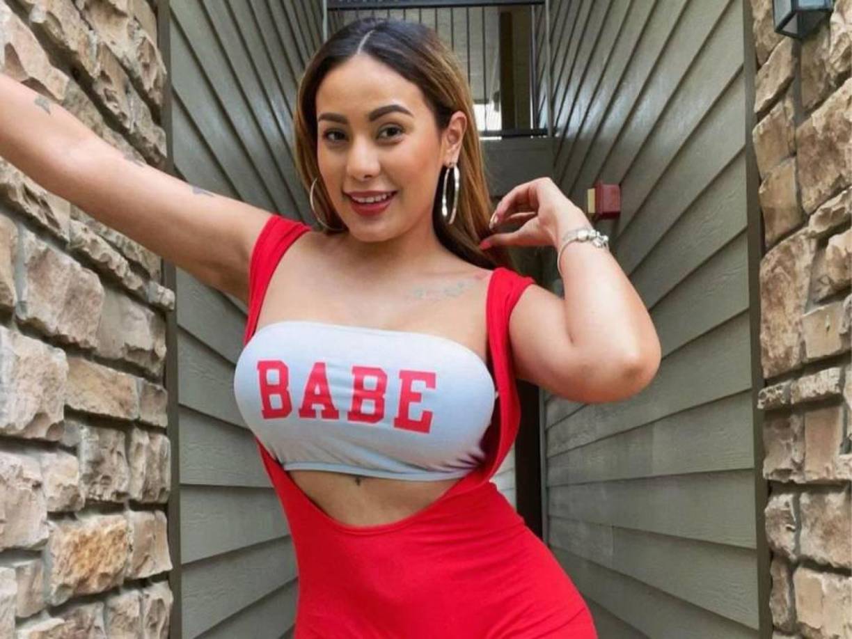 Hoy 27 de noviembre, Elsa Oseguera fue invitada al programa de HCH Matutino, donde se presentó después de varios años de estar fuera del país. 