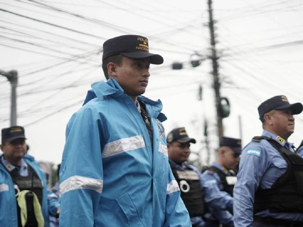 La seguridad está garantizada para este partido y así se realizan los monitores en las calles de San Pedro Sula.