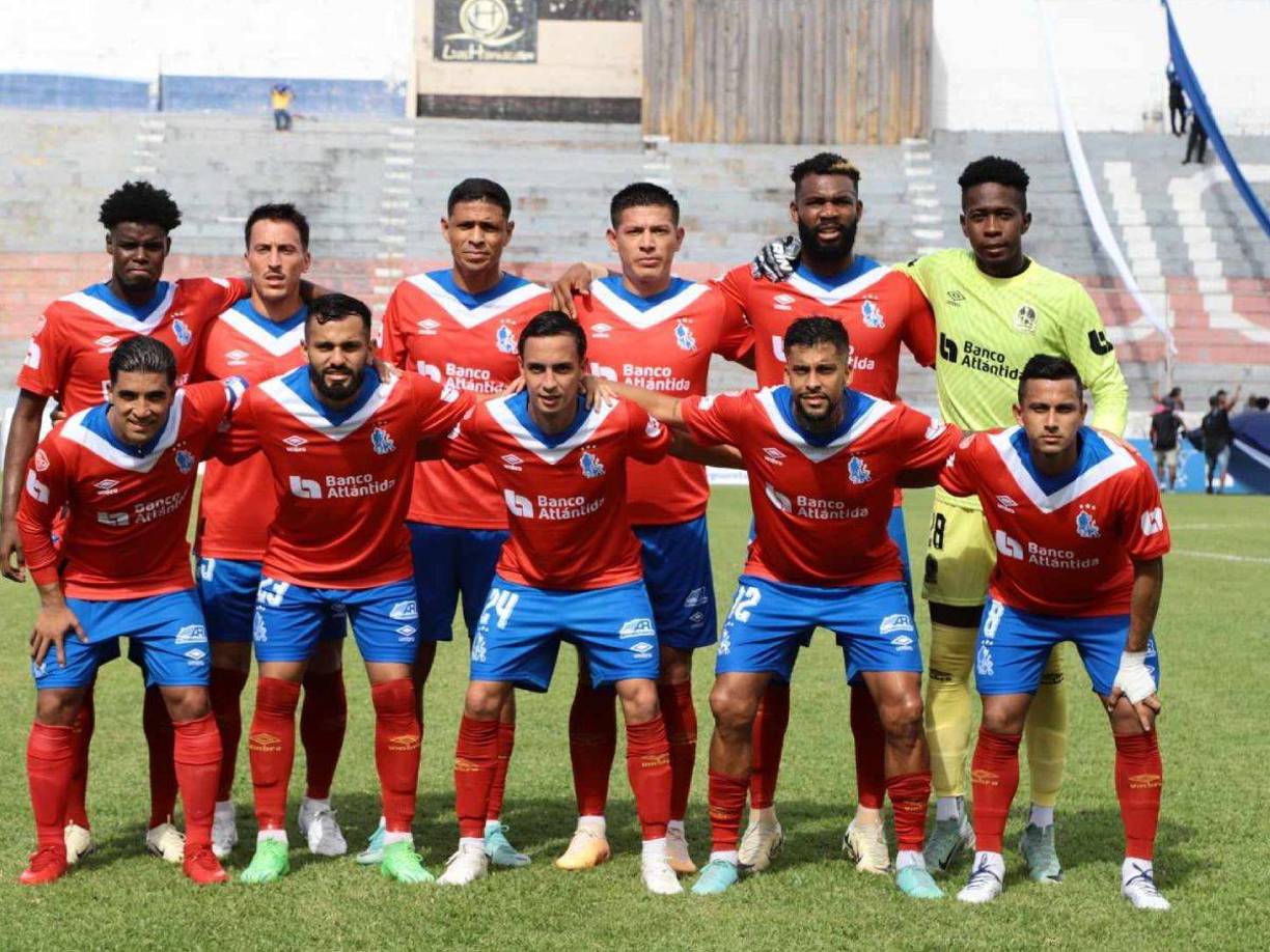 Olimpia presentó algunas novedades en su 11 titular en La Ceiba y le pasó factura.