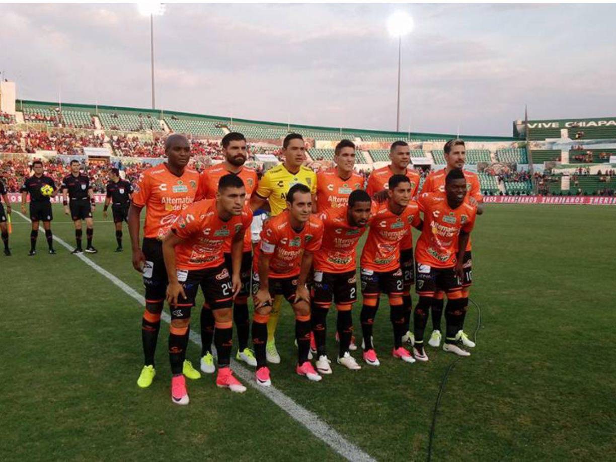 A partir de 2013, los problemas económicos comenzaron a hacerse más evidentes, con retrasos en los pagos a jugadores y empleados, situación que eventualmente conduciría a la disolución del equipo.