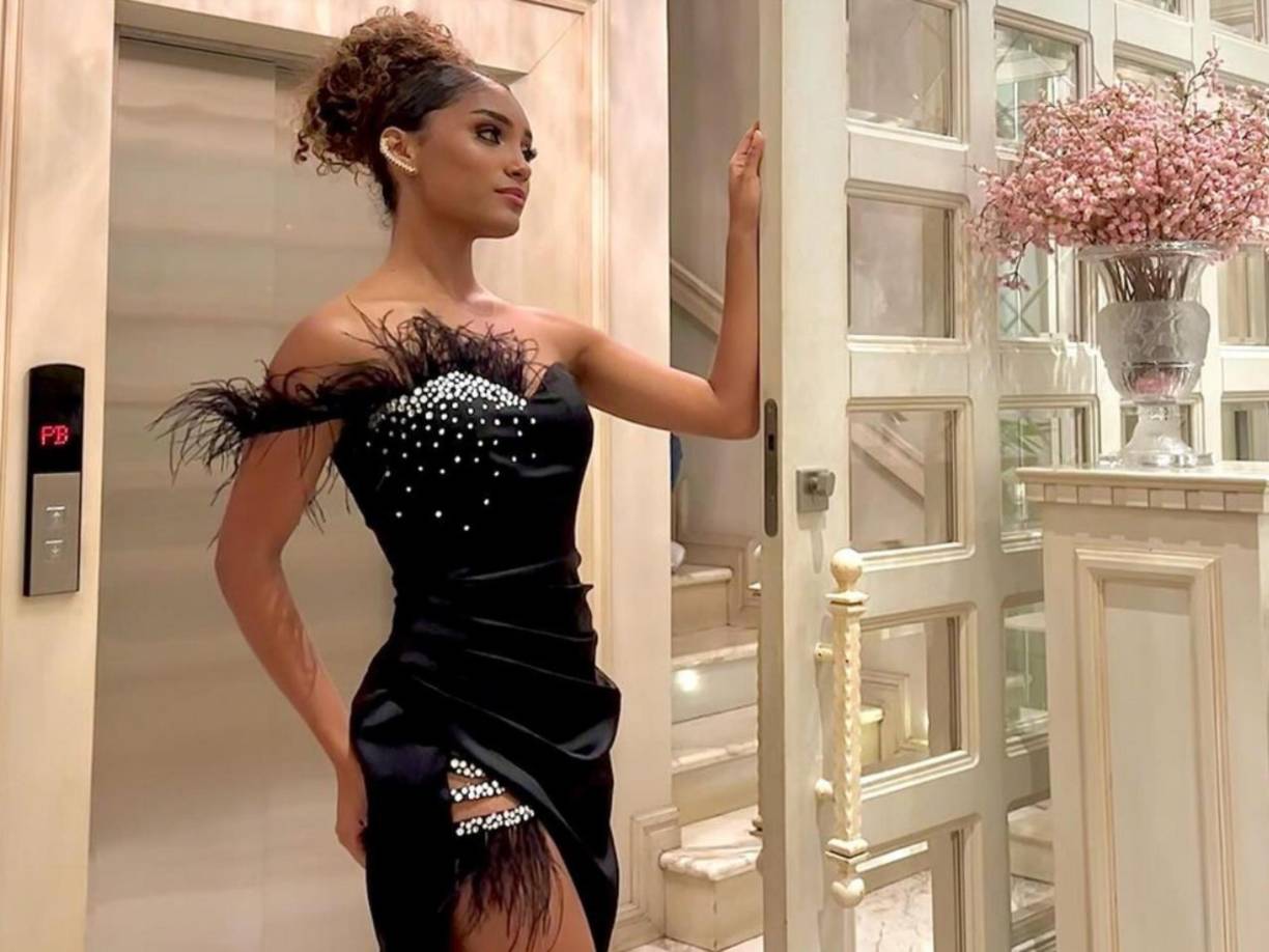 La joven es participante del programa Combate y ha generado revuelo tras confesar haberle sido infiel a su novio.