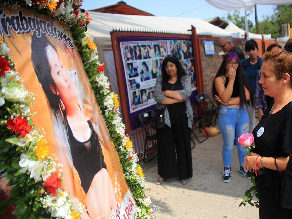 Rojas se juntó con Fernanda en la bodega, lugar en donde se abalanzó sobre ella por la espalda para agredirla sexualmente y asesinarla.