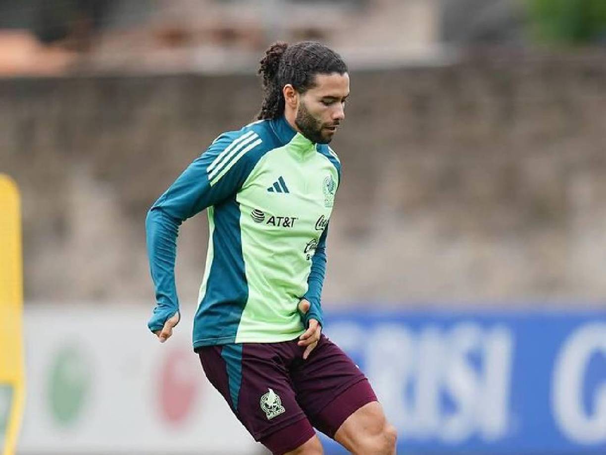 Ataque: César “Chino” Huerta, no recibió un buen trato en San Pedro Sula, seguiría en el 11 titular de México en esta llave de Nations League.