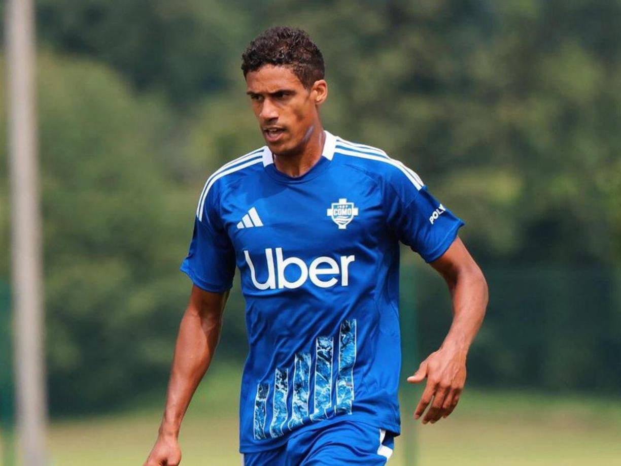 Raphael Varane ha anunciado, a través de su cuenta de Instagram, que se retira a los 31 años del fútbol. El ex internacional francés del Real Madrid y Manchester United había fichado por el Como, pero las lesiones le han permitido jugar un solo partido y ha decidido dejarlo.