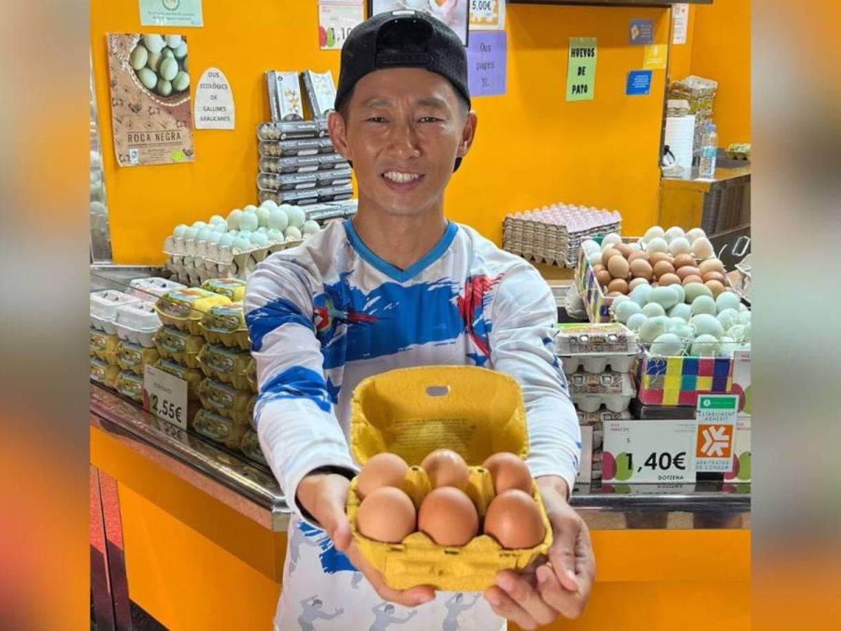 El fundador de escuelas en zonas rurales de Honduras, también hizo un espacio para disfrutar de la gastronomía en algunos locales de comida en Barcelona, España.