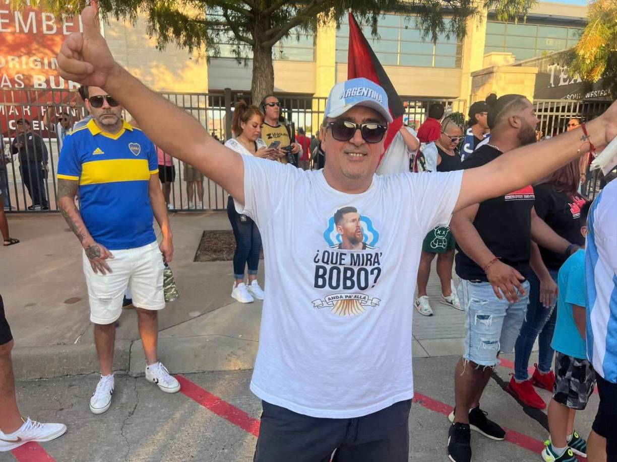 ¿Qué miras bobo? la frase histórica de Messi se volvió a recordar en Dallas con este aficionados que llegó a apoyar a la pulga.
