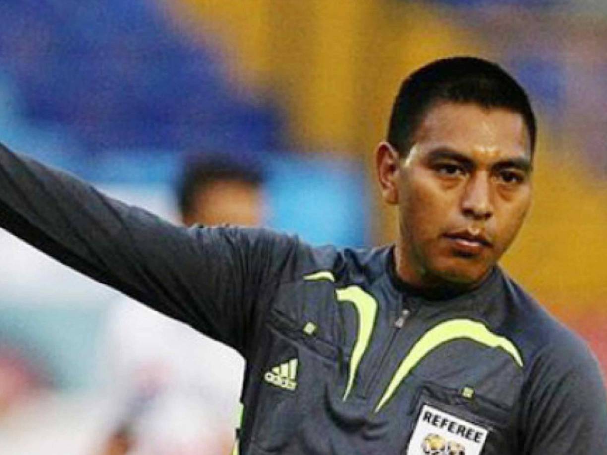 Es recordado porque en 2011 debutó a nivel internacional en una gran competencia pitando el <b>Mundial Sub-20 de Colombia.</b>