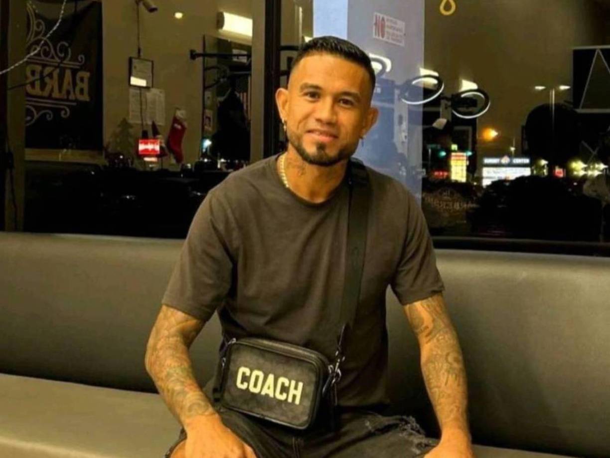 Con Motagua tuvo dos etapas, ya que en 2015 se fue a la Liga Deportiva Alajuelense de Costa Rica; en Centroamérica jugó en otros clubes como Xinabajul y Comunicaciones de Guatemala. 