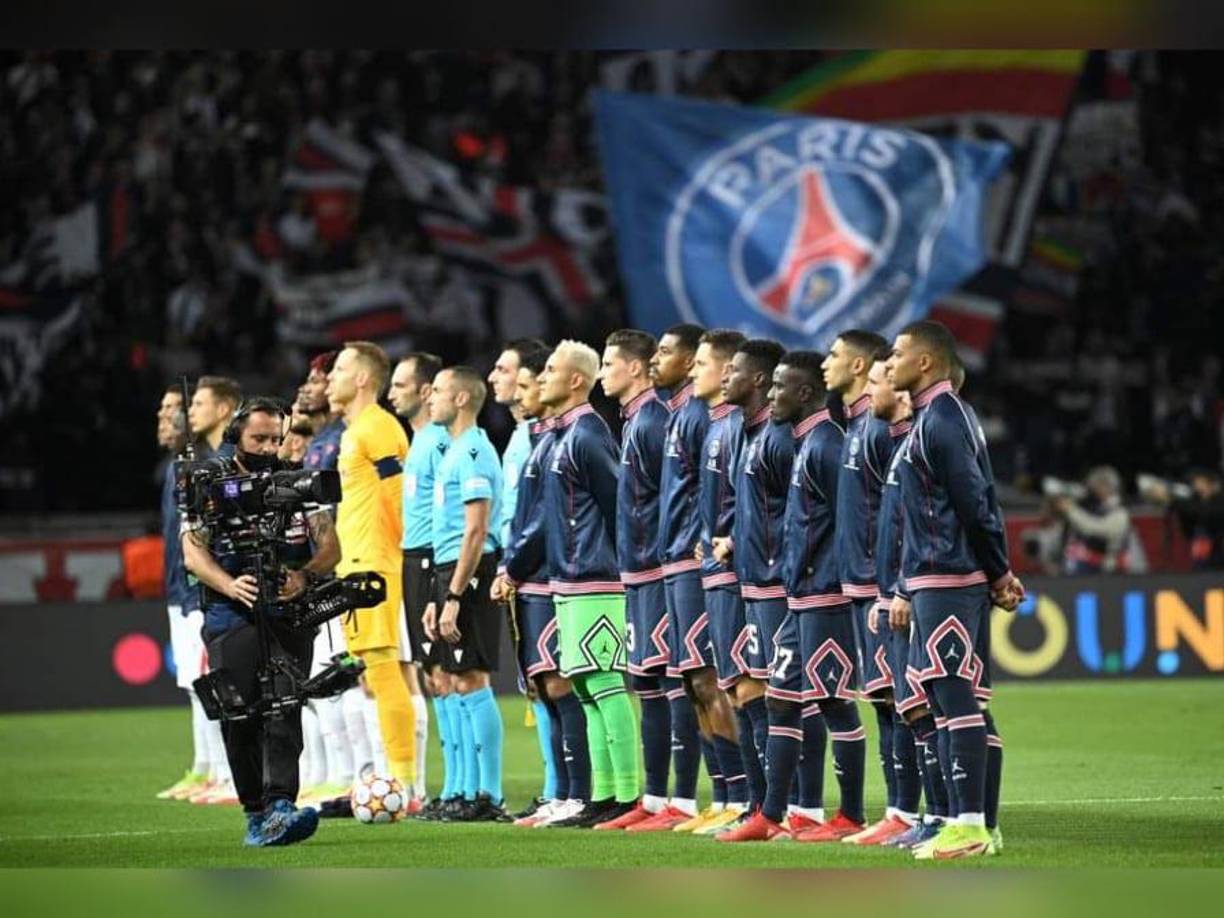 Con este triunfo, el PSG conserva el liderato del Grupo A después de tres fechas, con siete puntos, uno más que el Manchester City, que goleó 5-1 como visitante al Brujas, tercero, con cuatro unidades, mientras el Leipzig lleva cero.