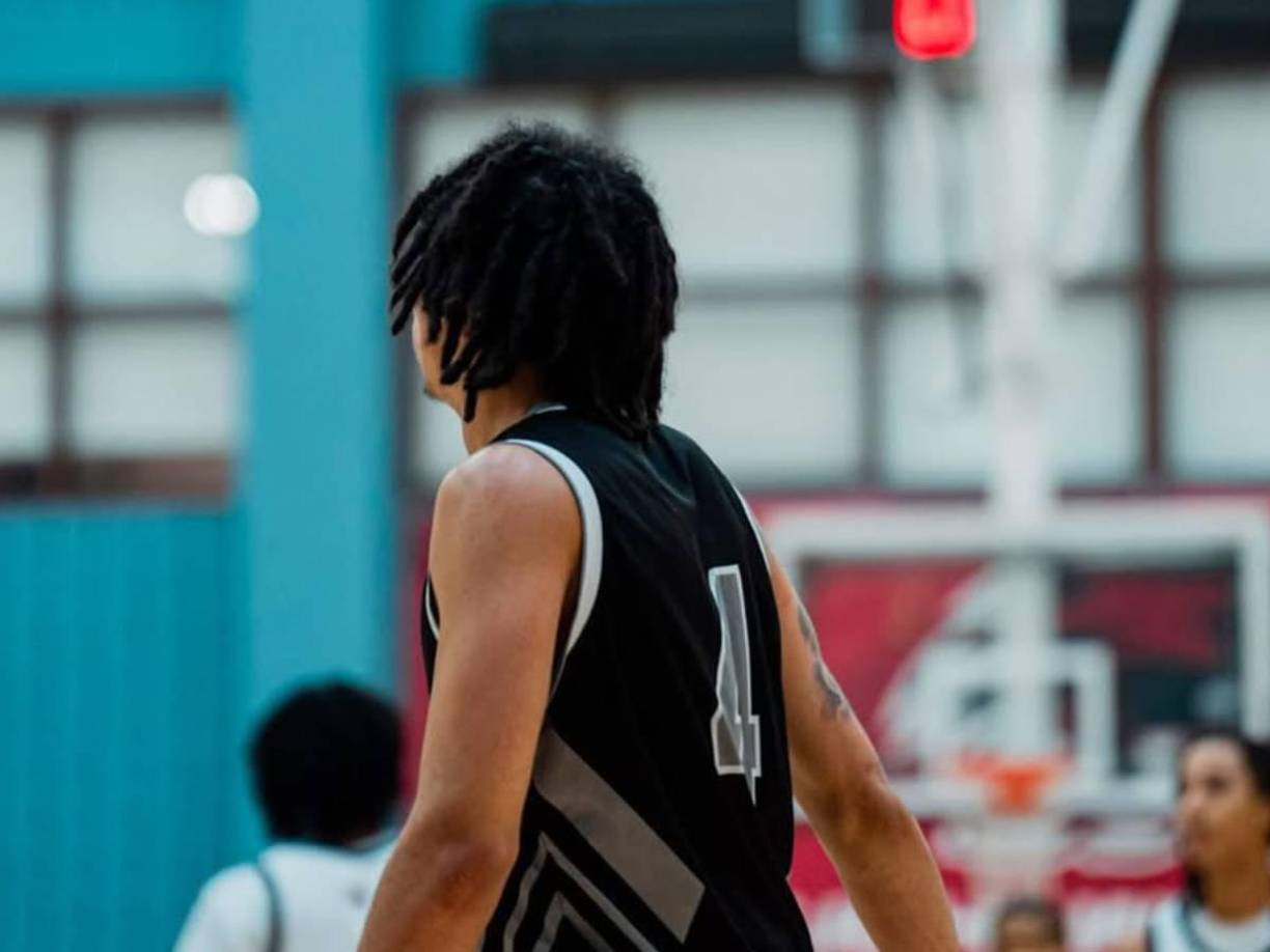 Noah Scurry, que era la <b>estrella y capitán del Samuel Fels H.S.</b> y uno de sus mejores estudiantes, <b>contaba con numerosas ofertas para enrolarse en universidades de la NCAA</b>.